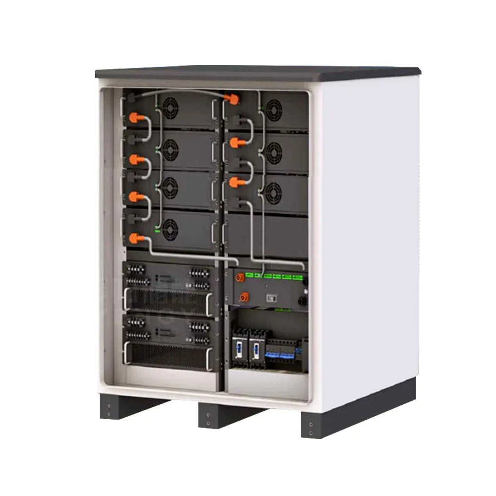 Zutto PowerVault06 front view, a hybrid energy storage system designed for large-scale applications in Singapore. Featuring a robust enclosure with an IP54 rating, integrated PCS (Power Conversion System), and advanced MPPT solar charging. The system supports up to 128kWh of scalable LiFePO4 battery storage, ensuring reliable backup power for commercial and industrial use. Equipped with built-in fire suppression, temperature-controlled air conditioning, and a modular design for flexible deployment.